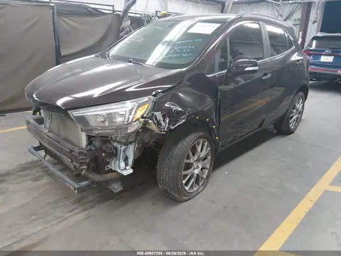 2018 Buick Encore Sport Touring VIN KL4CJ2SB9JB524090 фото 2