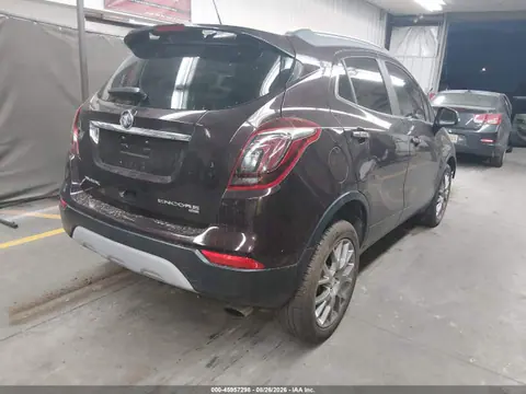 2018 Buick Encore Sport Touring VIN KL4CJ2SB9JB524090 фото 4