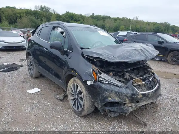 KL4CJESM3NB538964 — 2022 Buick Encore, Передняя часть (Front & Rear), фото до ремонта