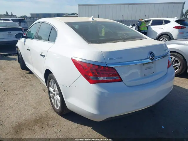 2014 Buick Lacrosse VIN 1G4GA5GR4EF300900 фото 3