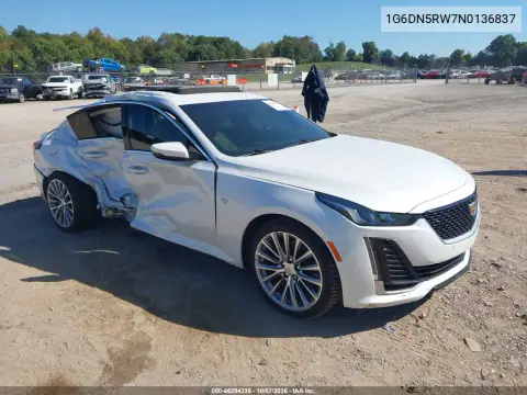2022 Cadillac Ct5 Premium Luxury VIN 1G6DN5RW7N0136837 фото 2