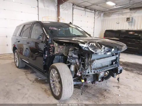 1GYS4CKL2PR383963 — 2023 Cadillac Escalade 4WD Premium Luxury, Передняя часть (Front End), фото до ремонта