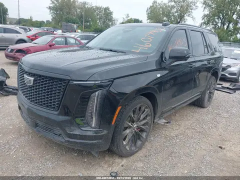 2026 Cadillac Escalade Platinum Sport VIN 1GYS9GKL1TR146237 фото 2