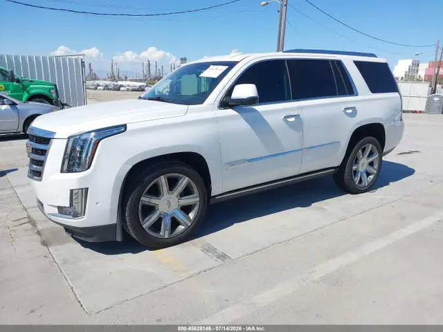 1GYS4CKJ0JR208343 — 2018 Cadillac Escalade Premium Luxury, фото 2 с аукциона IAAI 14.10.2026, Передняя часть