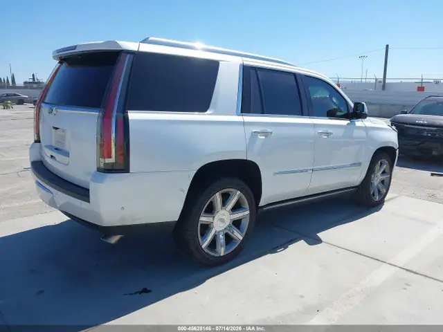 1GYS4CKJ0JR208343 — 2018 Cadillac Escalade Premium Luxury, фото 4 с аукциона IAAI 14.10.2026, Передняя часть