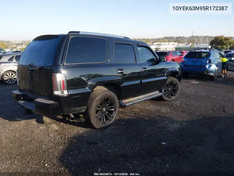 2005 Cadillac Escalade Standard VIN 1GYEK63N95R172387 фото 4