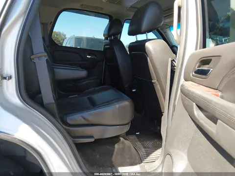 2011 Cadillac Escalade Premium VIN 1GYS3CEF2BR141305 фото 9