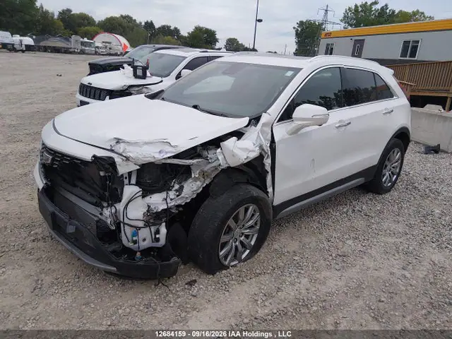 1GYFZDR40NF116861 — 2022 Cadillac XT4 Premium Luxury, фото 2 с аукциона IAAI 14.10.2026, Передняя часть