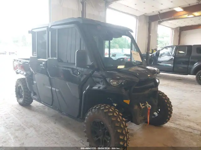 3JBUUAX46SK020434 — 2025 Can-Am Defender Max Limited Cab HD10/Lone Star HD10, Передняя часть (Front End), фото до ремонта