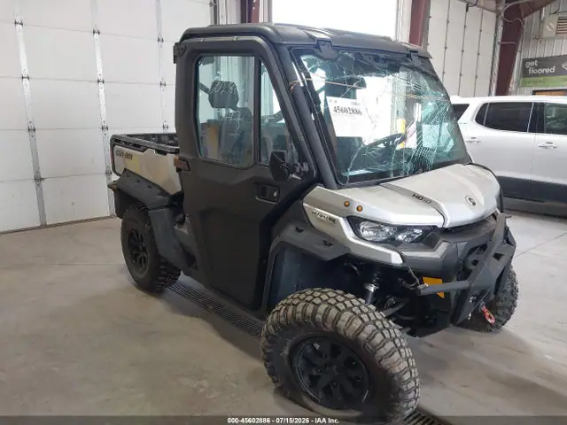 3JBUUAX4XLK001027 — 2020 Can-Am Defender Max Limited Cab HD10, Передняя часть (Front End), фото до ремонта