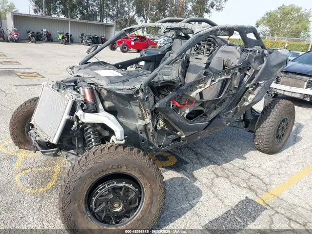 2024 Can-Am Maverick R X Rs VIN 3JB8XAT28RE001566 фото 2