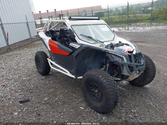 2019 Can-Am Maverick X3 Turbo VIN 3JBVGAY49KK002195 фото 1