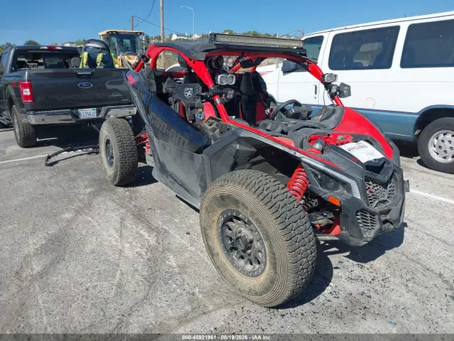 3JBVXAW26JK001392 — 2018 Can-Am Maverick X3 X RS Turbo R, Опрокидывание (Rollover), фото до ремонта