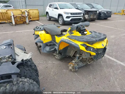 3JBLPCN15EJ000077 — 2014 Can-Am Outlander Max 800R Xt, Передняя часть (Front), фото до ремонта