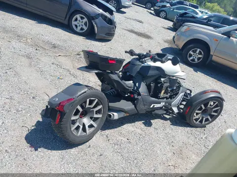 2020 Can-Am Ryker Rally Edition VIN 3JB2GEG23LJ005367 фото 4