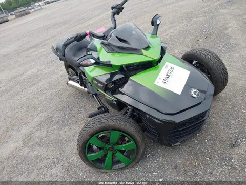 2017 Can-Am Spyder Roadster F3/f3-s/f3-s Special Ser VIN 2BXRDDD21HV000810 фото 1