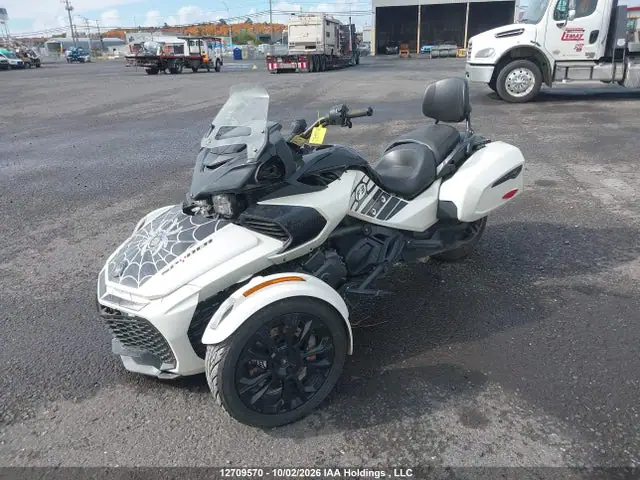 2BXREDD27RV000857 — 2024 Can-Am Spyder Roadster F3-T/F3 Limited, фото 2 с аукциона IAAI 14.10.2026, Передняя часть