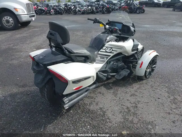 2BXREDD27RV000857 — 2024 Can-Am Spyder Roadster F3-T/F3 Limited, фото 4 с аукциона IAAI 14.10.2026, Передняя часть