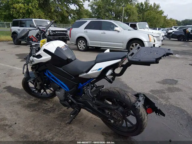 LCEPDPL13S6001210 — 2025 Cf Moto 300NK, фото 3 с аукциона IAAI 30.09.2026, Передняя и задняя части