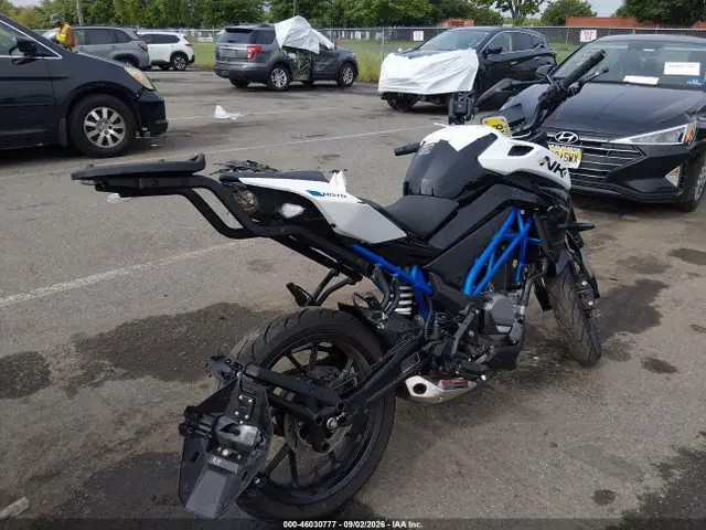 LCEPDPL13S6001210 — 2025 Cf Moto 300NK, фото 4 с аукциона IAAI 30.09.2026, Передняя и задняя части