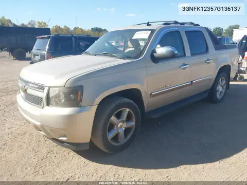 2007 Chevrolet Avalanche 1500 Ltz VIN 3GNFK12357G136137 фото 3