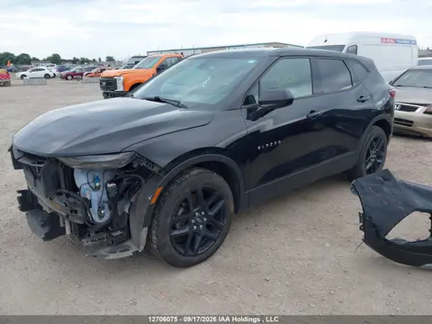 2019 Chevrolet Blazer 3.6 VIN 3GNKBGRS2KS638334 фото 2