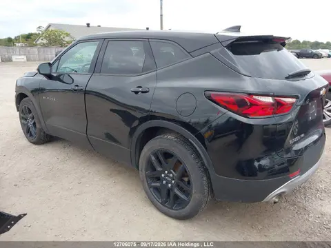 2019 Chevrolet Blazer 3.6 VIN 3GNKBGRS2KS638334 фото 3