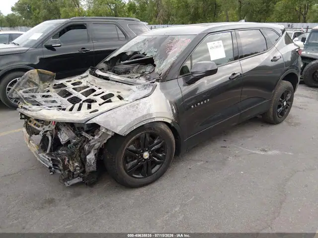 3GNKBHR44NS118342 — 2022 Chevrolet Blazer AWD 2LT, фото 2 с аукциона IAAI 01.10.2026, Пожар двигателя