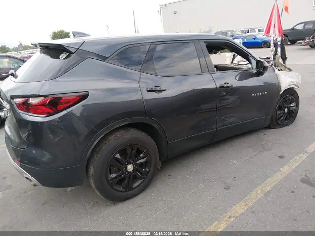 3GNKBHR44NS118342 — 2022 Chevrolet Blazer AWD 2LT, фото 4 с аукциона IAAI 01.10.2026, Пожар двигателя
