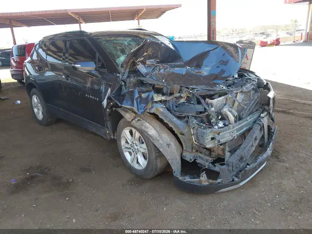 3GNKBHR48NS164742 — 2022 Chevrolet Blazer AWD 2LT, Передняя часть (Front End), фото до ремонта