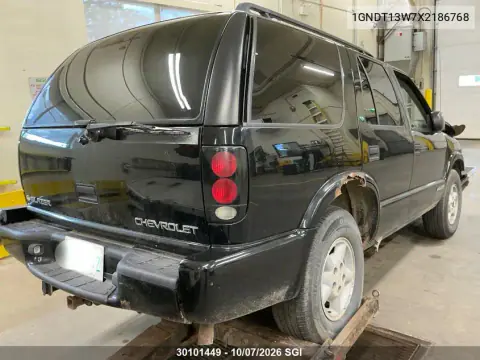 1999 Chevrolet Blazer VIN 1GNDT13W7X2186768 фото 4