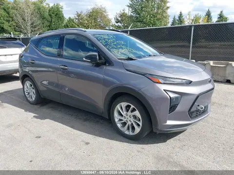1G1FY6S06P4152458 — 2023 Chevrolet Bolt Euv FWD LT, Задняя часть (Rear), фото до ремонта
