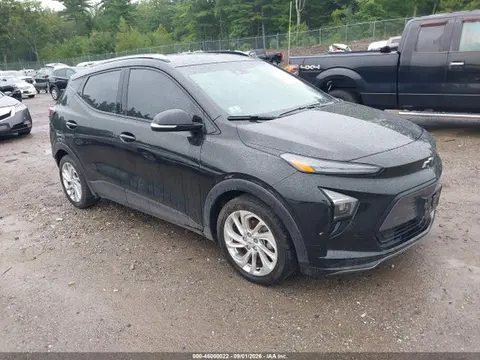 1G1FY6S05P4110380 — 2023 Chevrolet Bolt Euv FWD LT, Задняя часть (Rear), фото до ремонта
