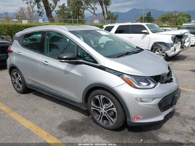 1G1FX6S0XH4146716 — 2017 Chevrolet Bolt Ev Premier, Передняя часть (Front End), фото до ремонта