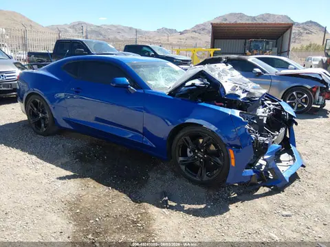 1G1FD1RS5N0125083 — 2022 Chevrolet Camaro RWD 3LT, Передняя часть (Front End), фото до ремонта