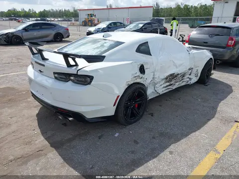 2021 Chevrolet Camaro Rwd Zl1 VIN 1G1FK1R6XM0101417 фото 4
