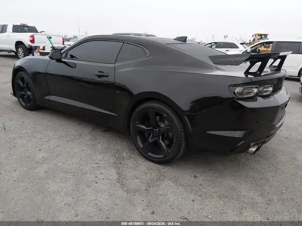 1G1FG1R72H0149560 — 2017 Chevrolet Camaro, фото 3 с аукциона IAAI, Передняя часть