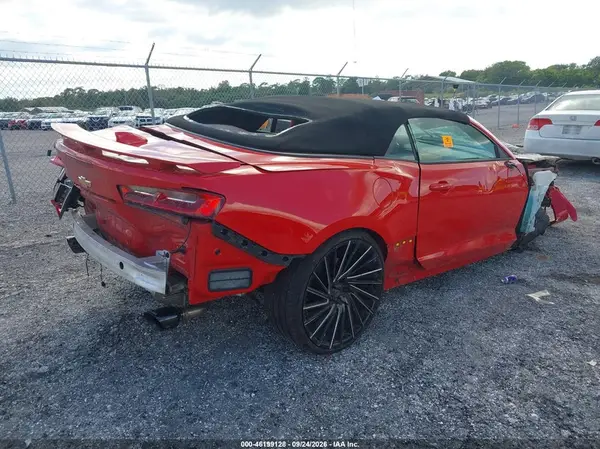 1G1FF3D72H0171239 — 2017 Chevrolet Camaro, фото 4 с аукциона IAAI, Повреждения со всех сторон