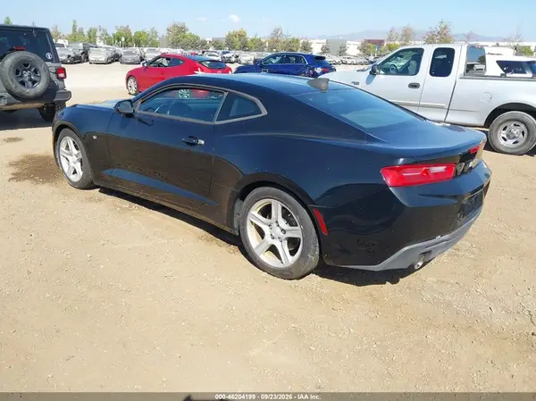 1G1FB1RS8H0182114 — 2017 Chevrolet Camaro, фото 3 с аукциона IAAI, Естественный износ