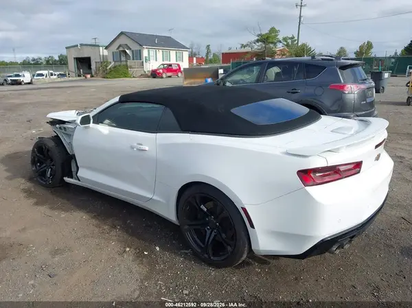 1G1FH3D74H0116432 — 2017 Chevrolet Camaro, фото 3 с аукциона IAAI, Передняя часть
