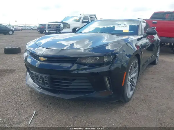 1G1FB1RS1J0143595 — 2018 Chevrolet Camaro, фото 2 с аукциона IAAI 29.09.2026, Естественный износ