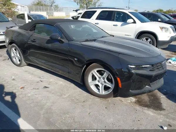 1G1FB3DSXL0110441 — 2020 Chevrolet Camaro, Передняя часть слева (Left Front), фото до ремонта