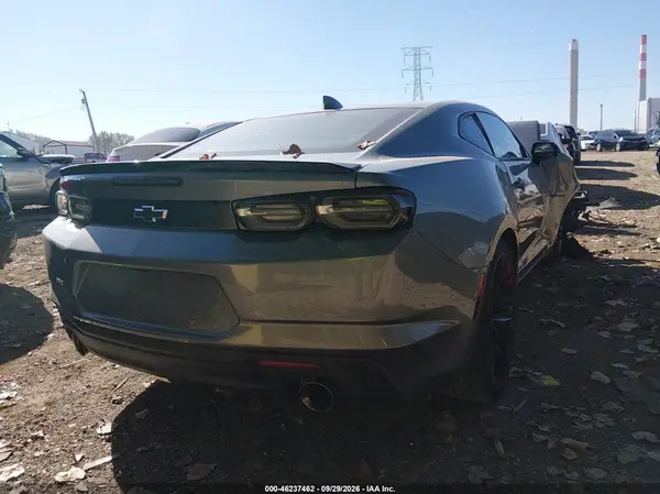 1G1FB1RXXM0138525 — 2021 Chevrolet Camaro, фото 4 с аукциона IAAI, Повреждение двигателя