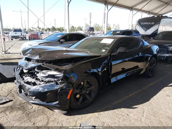 1G1FB1RX2N0113927 — 2022 Chevrolet Camaro, фото 2 с аукциона IAAI, Передняя часть