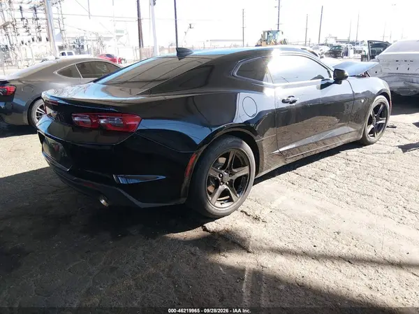 1G1FB1RX2N0113927 — 2022 Chevrolet Camaro, фото 4 с аукциона IAAI, Передняя часть