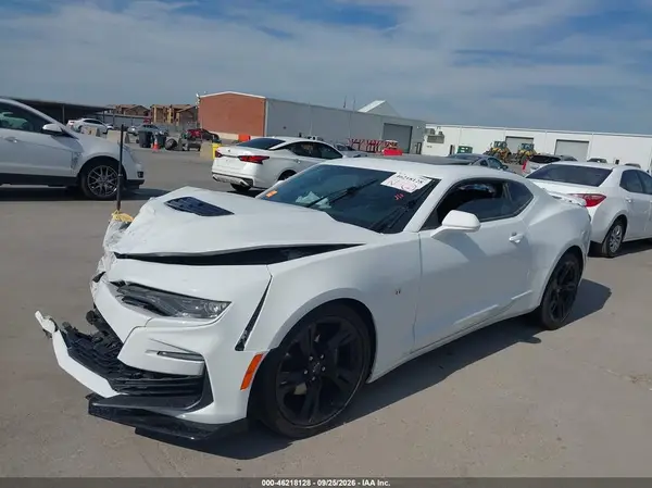 1G1FF1R79P0120106 — 2023 Chevrolet Camaro, фото 2 с аукциона IAAI, Передняя часть