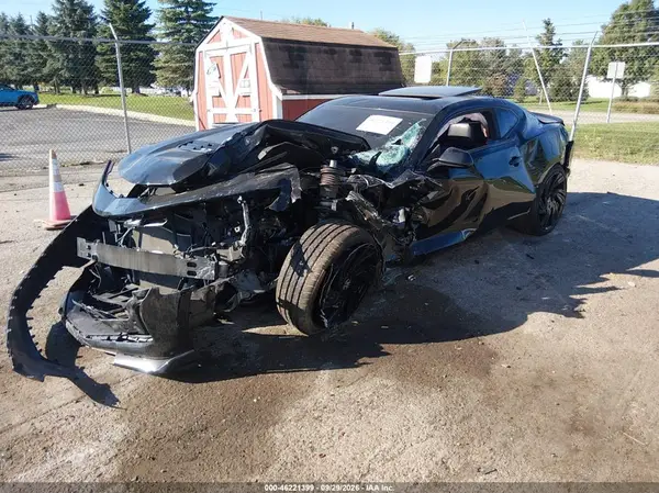1G1FF1R76P0128020 — 2023 Chevrolet Camaro, фото 2 с аукциона IAAI, Передняя часть