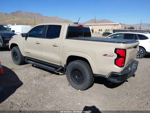 2023 Chevrolet Colorado 4wd Short Box Z71 VIN 1GCPTDEK2P1165639 фото 3