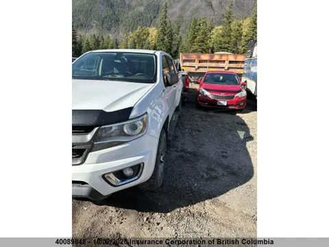 2018 Chevrolet Colorado Z71 VIN 1GCPTDE10J1155657 фото 2