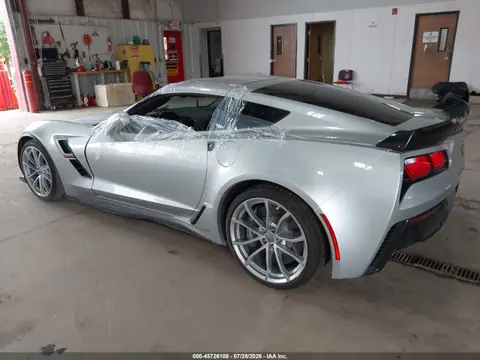 2017 Chevrolet Corvette Grand Sport VIN 1G1YV2D73H5105355 фото 3